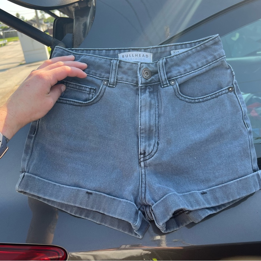 Bullhead shorts SIZE 1